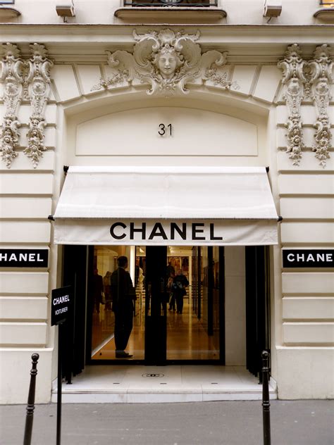 HISTORY OF CHANEL — VANITY STORIES